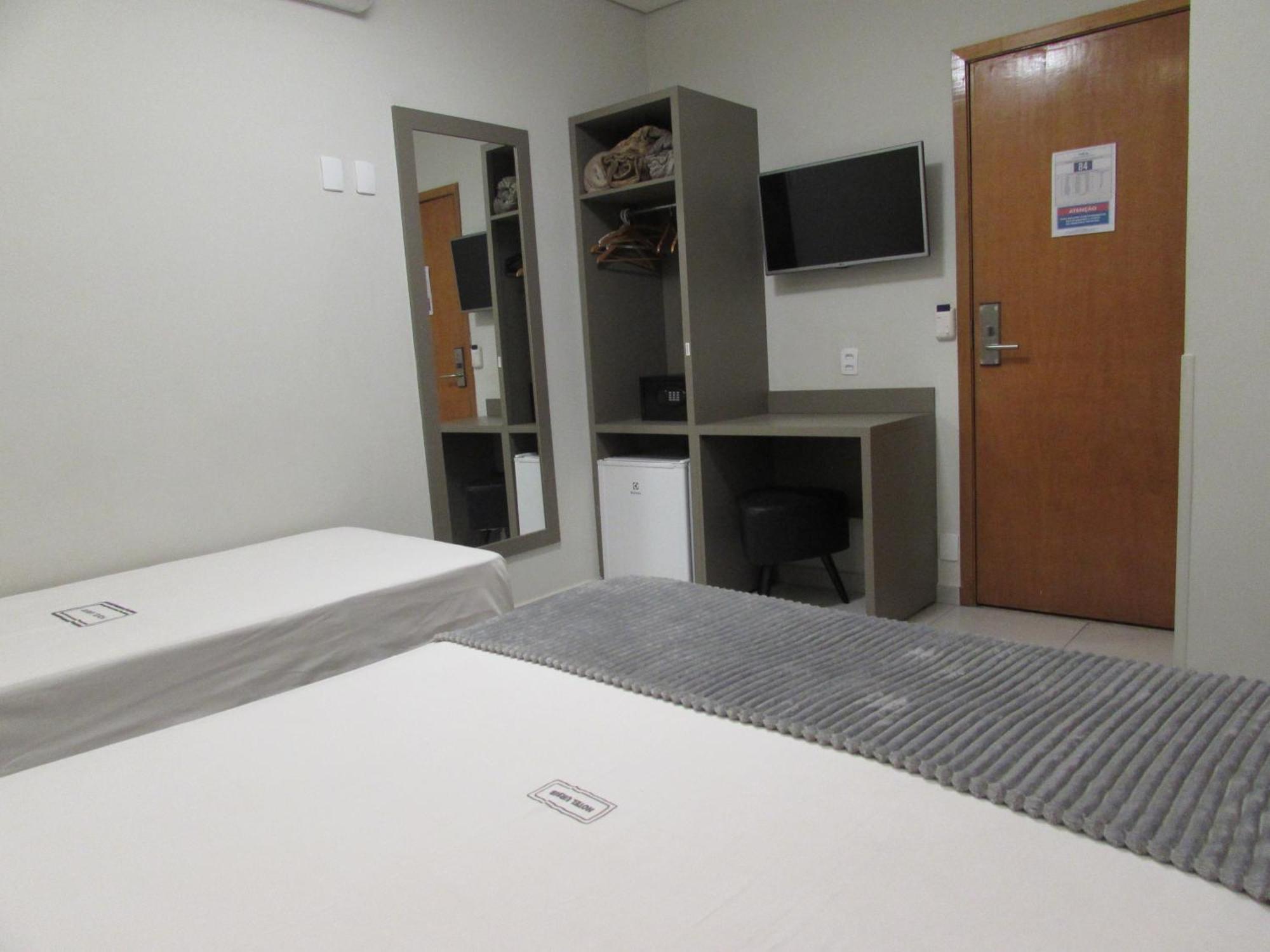 Hotel Urbis A 10 Minutos Rua 25 De Marco, Bras,Bom Retiro,A 2 Minutos Do Mirante Sampa Sky São Paulo Eksteriør bilde